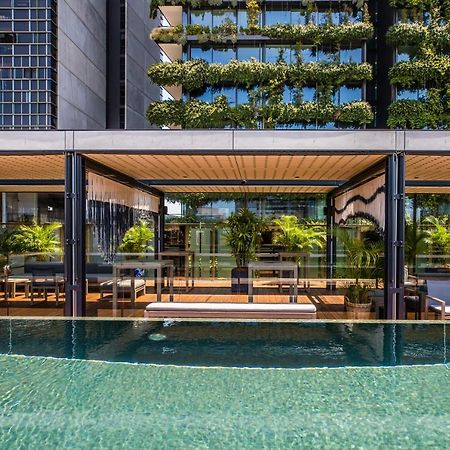 The Old Clare By Ode Hotels Sidney Exterior foto The pool at the hotel