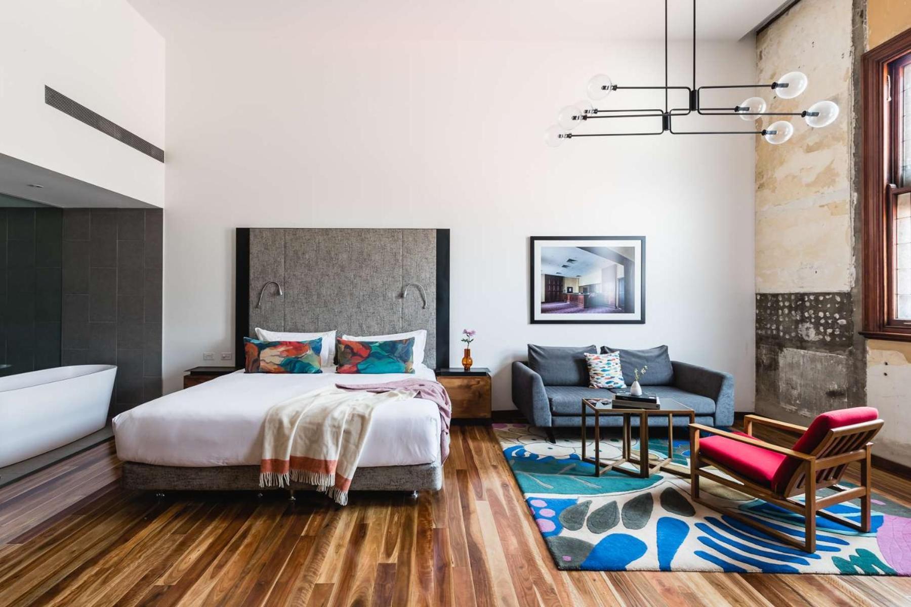 The Old Clare By Ode Hotels Sidney Exterior foto A room at the Hotel Valencia